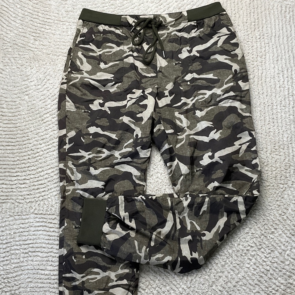 Moncler Olive & Gray Camo Jogger Pants Women’s Size 40/Small
